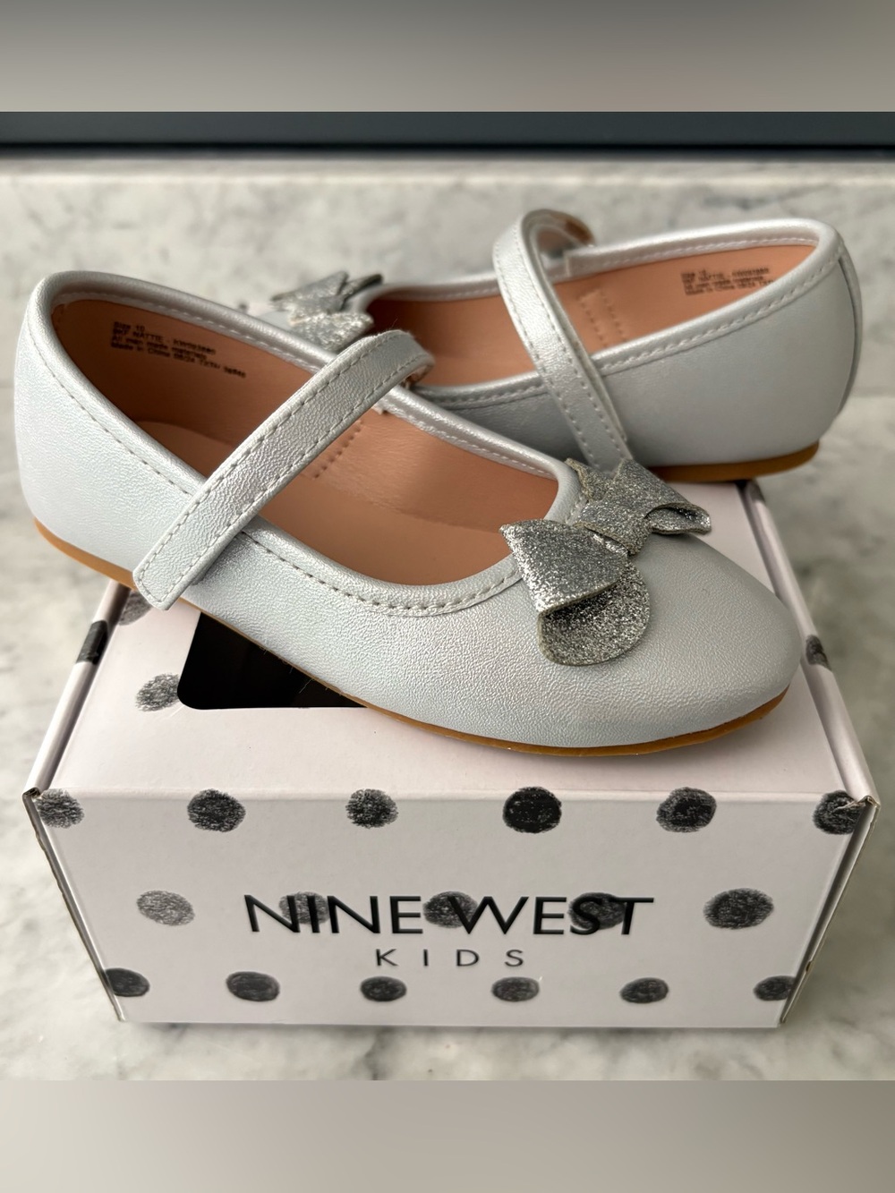 Nine West Toddler Girl Ballet Flats Silver Glitter Bow Mary Jane Size 10 Shoe